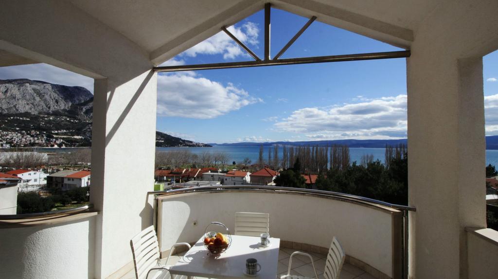 Apartments Ivka Omiš Εξωτερικό φωτογραφία